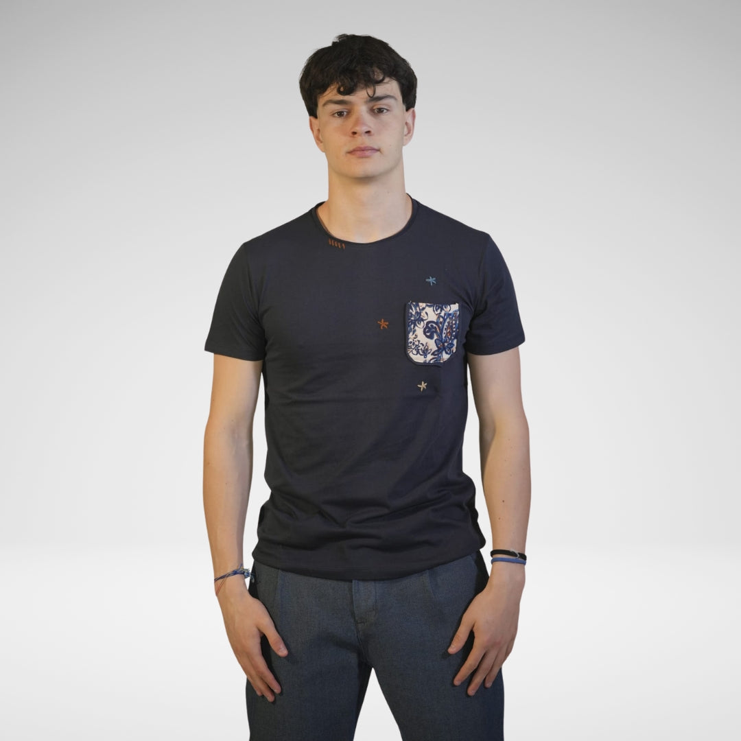 T-Shirt con Tasca 100% Cotone